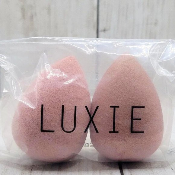 LUXIE Vegan Beauty Blender Sponge All Purpose Makeup 2 Pack Full Size NEW Sealed - Picture 1 of 4